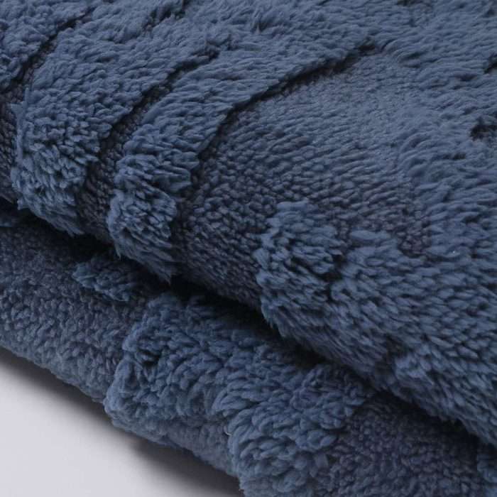 Jacquard Sherpa Plush Blanket - Image 3