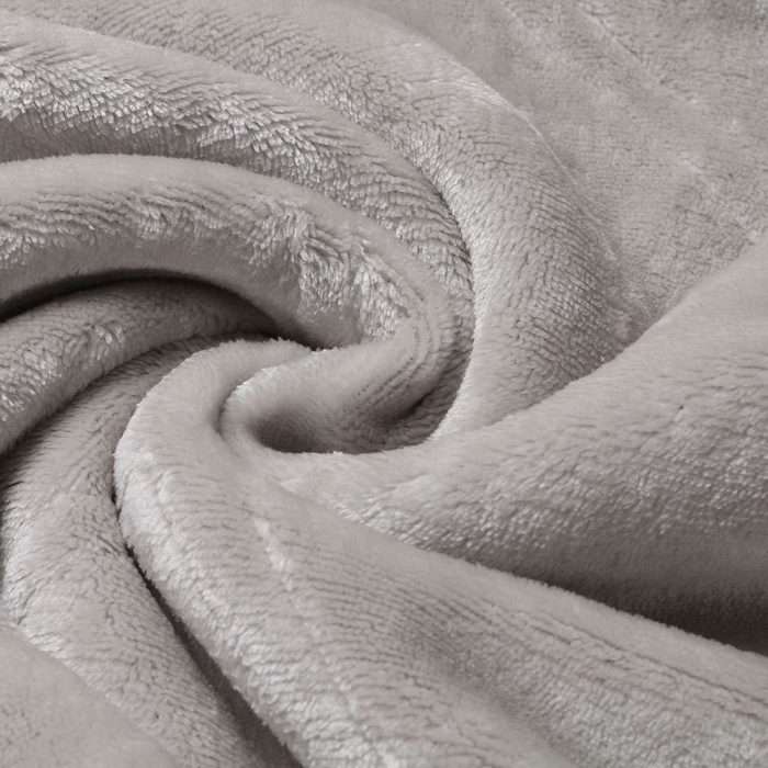 Flannel Sherpa Blanket - Image 3