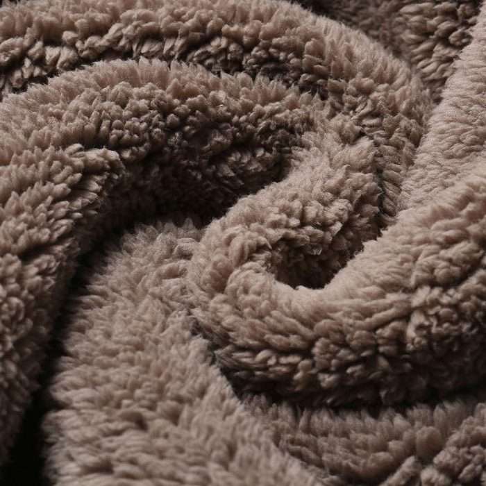 Warm Thick Sherpa Blanket - Image 4